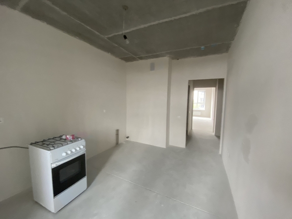 
   Продам 1-комнатную, 39 м², 40-летия Победы пр-кт, 111

. Фото 2.