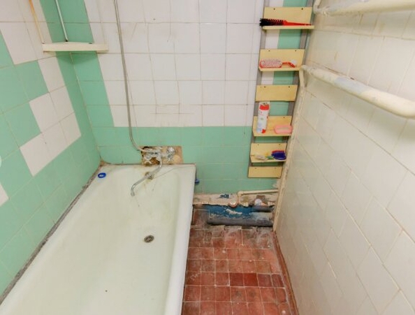 
   Продам 2-комнатную, 42 м², 40-летия Победы пр-кт, 13/3

. Фото 6.