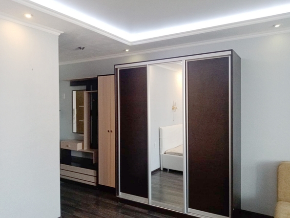 
   Продам студию, 33 м², 2-я Володарского ул, 178

. Фото 9.