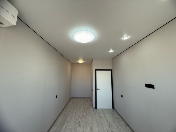 
   Продам 1-комнатную, 35 м², Еременко ул, 114

. Фото 4.