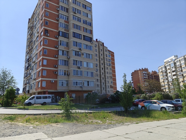 
   Продам 3-комнатную, 67.5 м², Половинко ул, 280

. Фото 29.
