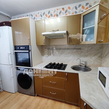 
   Продам 2-комнатную, 55 м², 339-й Стрелковой Дивизии ул, 17/3

. Фото 7.