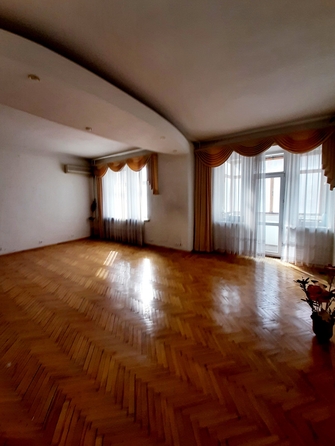 
   Продам 4-комнатную, 118 м², Красноармейская ул, 103

. Фото 3.