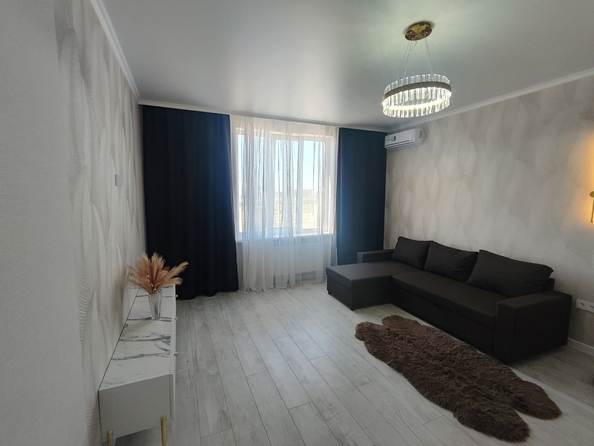
   Продам 1-комнатную, 40 м², Ткачева ул, 42

. Фото 8.