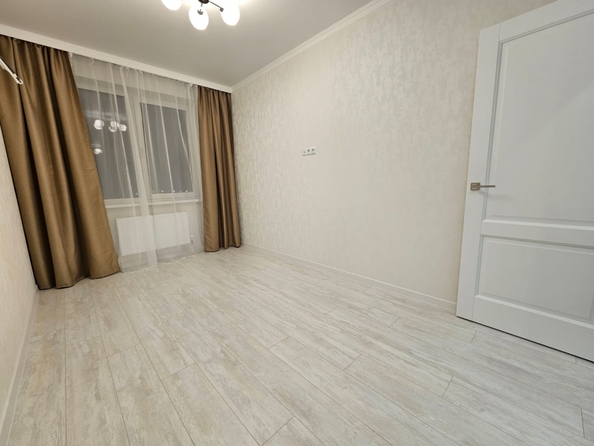 
   Продам 1-комнатную, 35 м², 26-я линия ул, 35

. Фото 4.