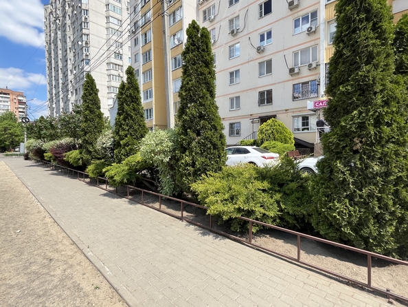 
   Продам 2-комнатную, 57 м², 339-й Стрелковой Дивизии ул, 12

. Фото 26.