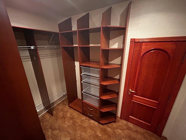 
   Продам 4-комнатную, 212 м², Большая Садовая ул, 39а

. Фото 5.