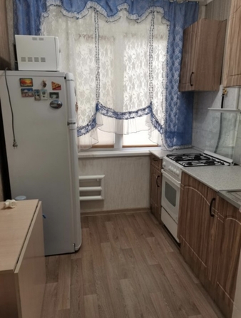 
   Продам 1-комнатную, 32 м², Батуринская ул, 1

. Фото 3.