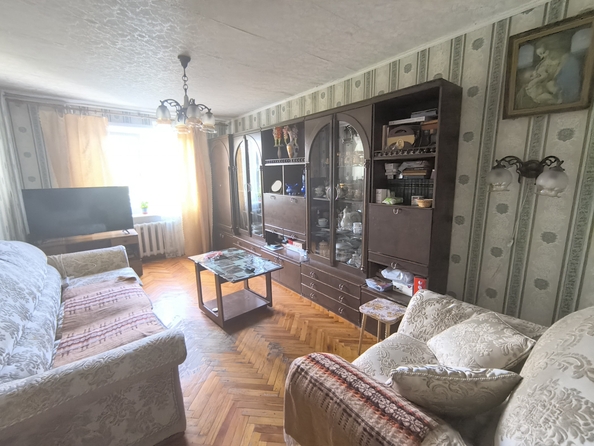 
   Продам 3-комнатную, 70 м², Тимошенко ул, 8

. Фото 1.