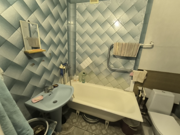 
   Продам 3-комнатную, 70 м², Тимошенко ул, 8

. Фото 14.