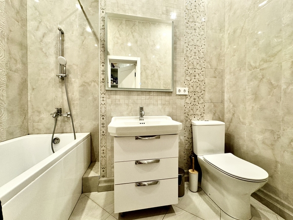 
   Продам 2-комнатную, 78 м², Карла Либкнехта ул, 112

. Фото 8.
