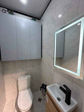 
   Продам 2-комнатную, 68 м², Берберовская ул, 22

. Фото 9.