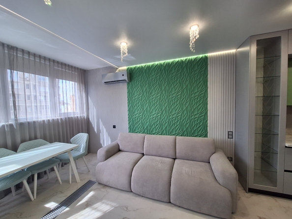 
   Продам 2-комнатную, 42 м², 339-й Стрелковой Дивизии ул, 10

. Фото 4.