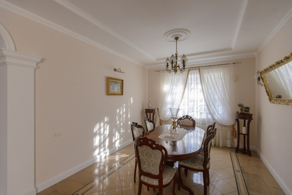 
   Продам дом, 428 м², Ростов-на-Дону

. Фото 10.