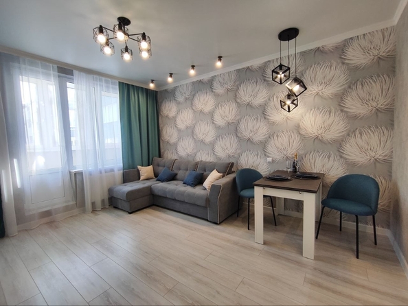 
   Продам 2-комнатную, 42 м², Еременко ул, 112/1

. Фото 2.