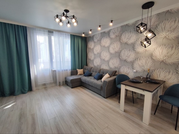 
   Продам 2-комнатную, 42 м², Еременко ул, 112/1

. Фото 3.