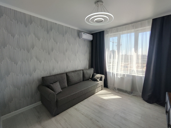 
   Продам 2-комнатную, 51 м², Ткачева ул, 21

. Фото 9.