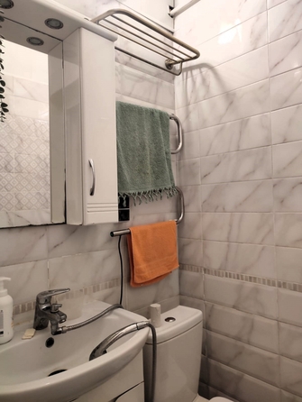 
   Продам 3-комнатную, 65 м², Обороны ул, 60

. Фото 13.