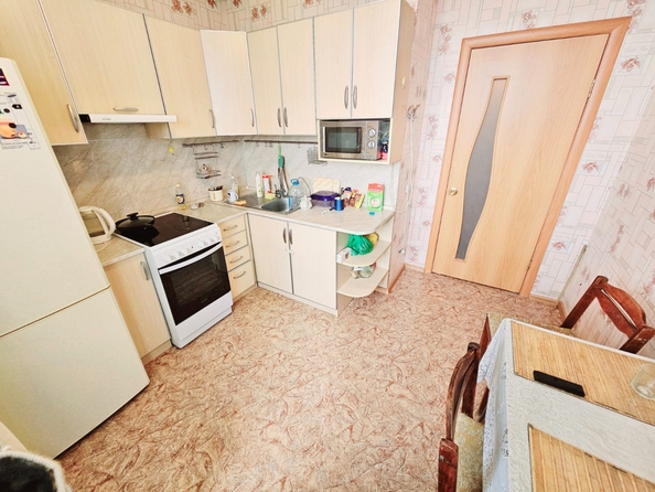 
   Продам 1-комнатную, 38 м², Еременко ул, 97/29

. Фото 1.