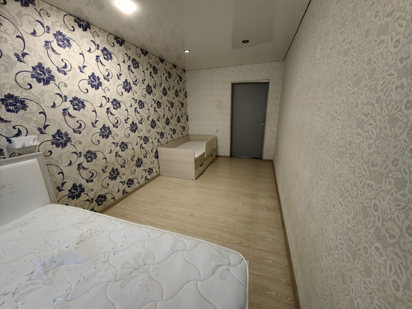 
   Продам 3-комнатную, 60 м², 40-летия Победы пр-кт, 65

. Фото 5.