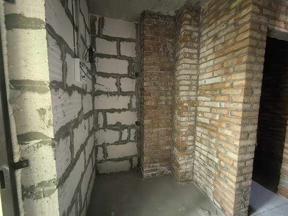
   Продам 3-комнатную, 77 м², 23-я линия ул, 23

. Фото 11.