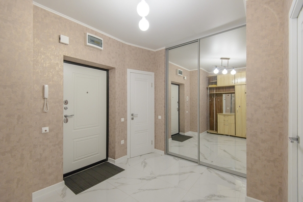 
  Продается 2-комн. квартира, 77.03 м², Береговая ул, д. 117
. Фото 12.