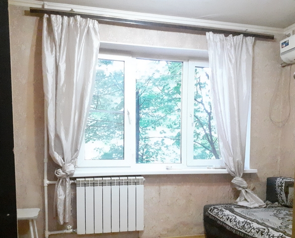 
   Продам 1-комнатную, 13.1 м², Нансена ул, 114

. Фото 1.