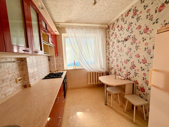 
   Продам 1-комнатную, 38.9 м², Еременко ул, 52

. Фото 2.