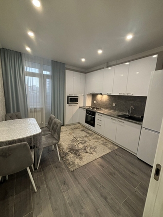 
   Продам 1-комнатную, 40 м², Берберовская ул, 8

. Фото 1.