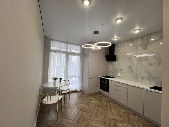 
   Продам 1-комнатную, 35.5 м², Берберовская ул, 11

. Фото 1.