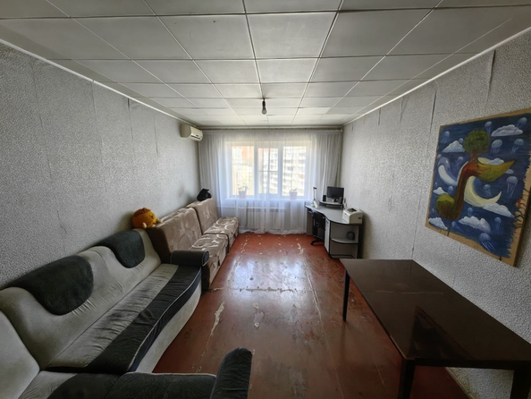 
   Продам 3-комнатную, 64 м², Комарова б-р, 38

. Фото 16.
