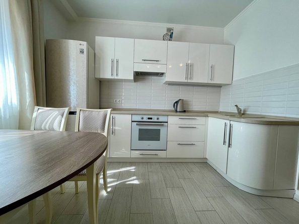 
   Продам 1-комнатную, 38 м², 2-я Володарского ул, 166/6

. Фото 14.