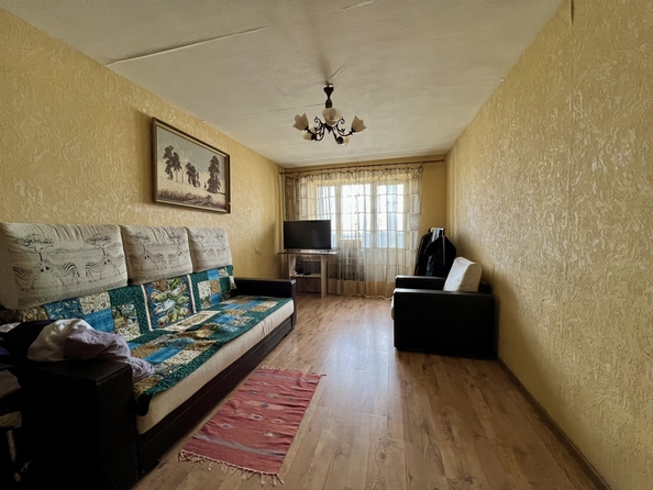 
   Продам 1-комнатную, 35.2 м², Платова ул, 72

. Фото 3.