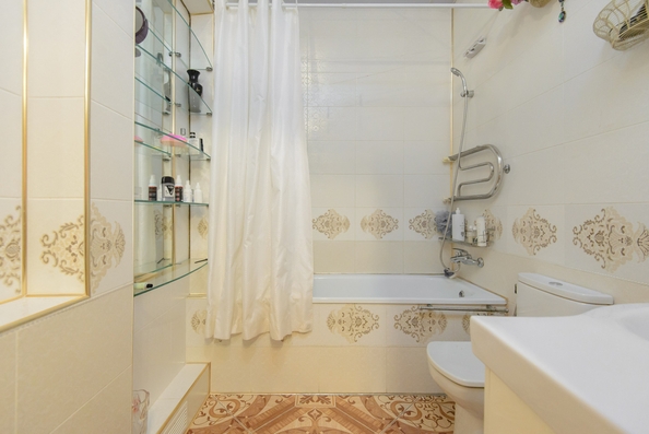 
   Продам 3-комнатный апартамент, 71.8 м², Халтуринский пер, 53

. Фото 13.