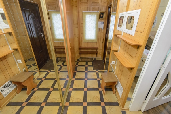 
   Продам 3-комнатный апартамент, 71.8 м², Халтуринский пер, 53

. Фото 17.