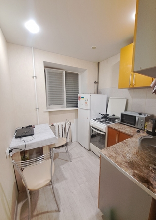 
   Продам 1-комнатную, 30 м², Днепропетровская ул, 2

. Фото 3.
