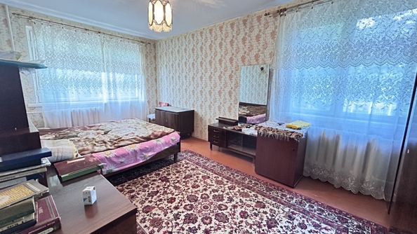 
   Продам 3-комнатную, 65 м², 40-летия Победы пр-кт, 63/8а

. Фото 2.