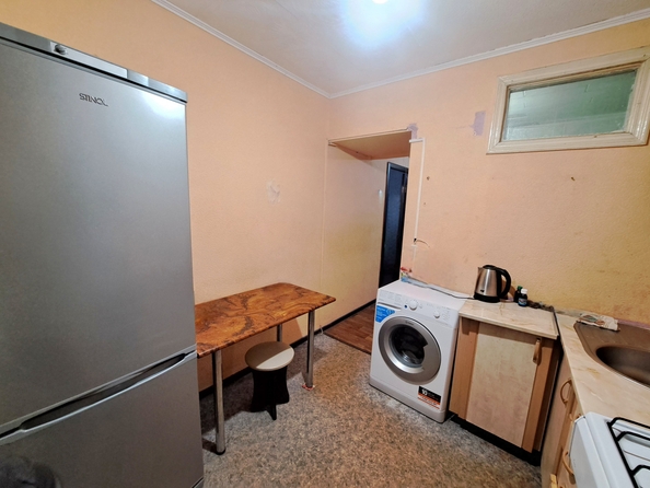 
   Продам 2-комнатную, 43 м², Днепропетровская ул, 1

. Фото 8.