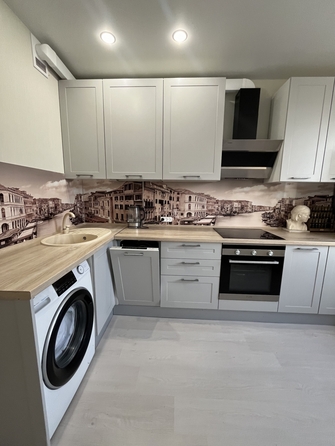 
   Продам 1-комнатную, 35 м², Батуринская ул, 167

. Фото 2.