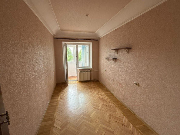 
   Продам 3-комнатную, 60 м², Коммунистический пр-кт, 33/2

. Фото 5.