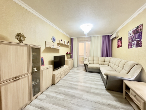 
  Продается 3-комн. квартира, 70 м², 40-летия Победы пр-кт, д. 97
. Фото 1.