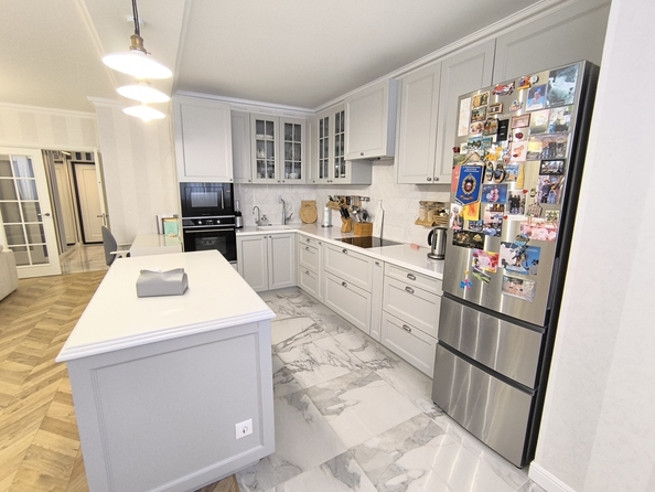 
  Продается 2-комн. квартира, 72 м², Творческая ул, д. 7
. Фото 7.