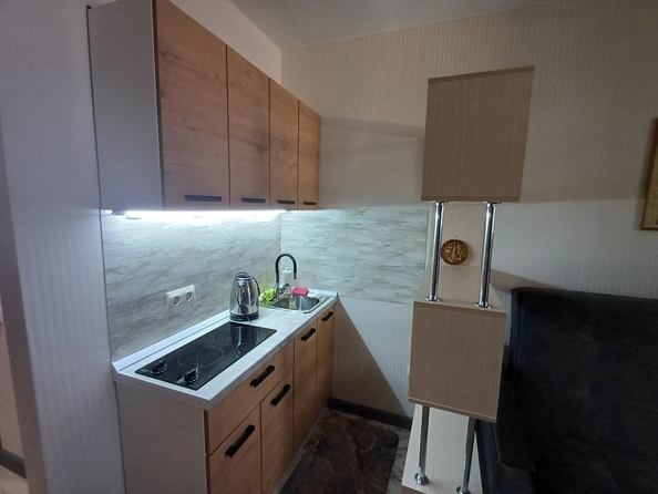 
  Продается 1-комн. квартира, 21 м², Черевичкина ул, д. 91
. Фото 4.