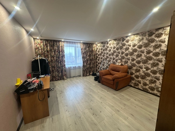 
  Продается 3-комн. квартира, 79.6 м², Воровского ул, д. 67
. Фото 4.
