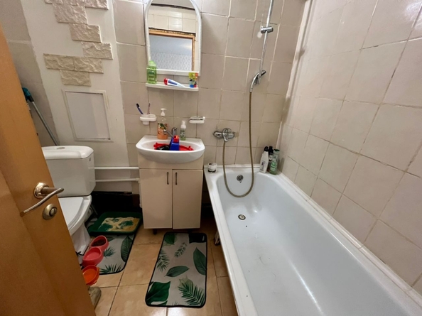 
  Продается 3-комн. квартира, 51 м², Гагарина ул, д. 25
. Фото 8.