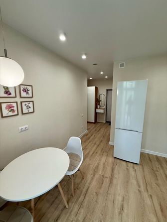 
  Продается 1-комн. квартира, 40 м², Берберовская ул, д. 9
. Фото 3.
