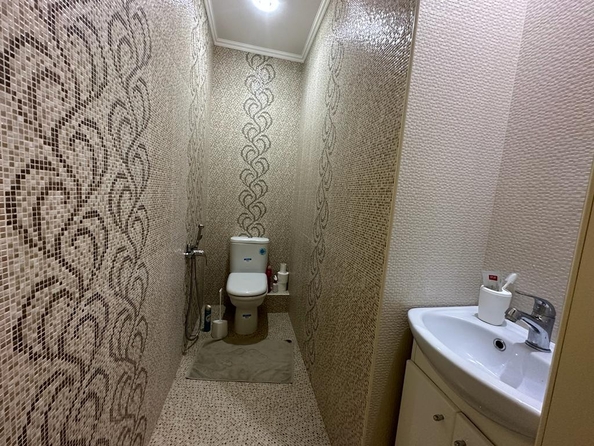 
  Продается 3-комн. квартира, 95 м², Адыгейская ул, д. 30
. Фото 10.