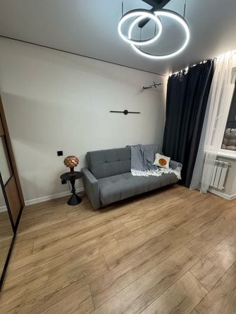 
  Продается 1-комн. квартира, 37 м², Зорге ул, д. 9
. Фото 2.