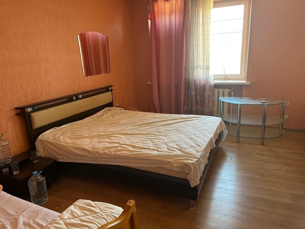 
  Продается 2-комн. квартира, 90 м², Серафимовича ул, д. 74
. Фото 5.