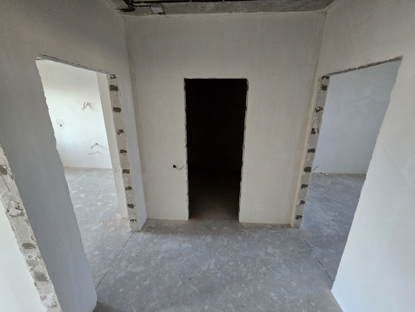 
  Продается 2-комн. квартира, 60 м², Жмайлова ул, д. 19а
. Фото 11.